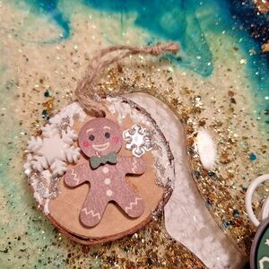 Gingerbread Man Snowflake Christmas Ornament New